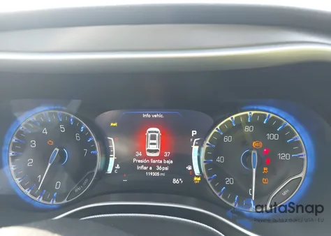 2022 Chrysler Pacifica Touring L z USA, uszkodzony, nr VIN 2C4RC1BG9NR177996